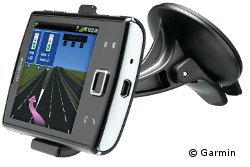 Das Garmin-Asus nüvifone A50 hat serienmäßig eine Kfz-Halterung im Lieferumfang