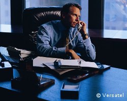 Versatel-Kunden, die den Kundenservice des Anbieters konsultieren, werden nach ihrer Zufriedenheit gefragt